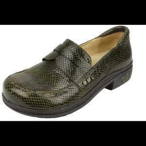 Alegria Taylor Pro Olive Glossy Snake Size EU 40 US 9